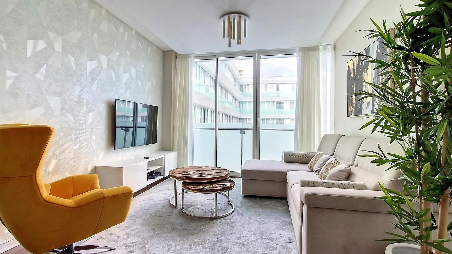 Upscale Apartment By Lovelystay contacts